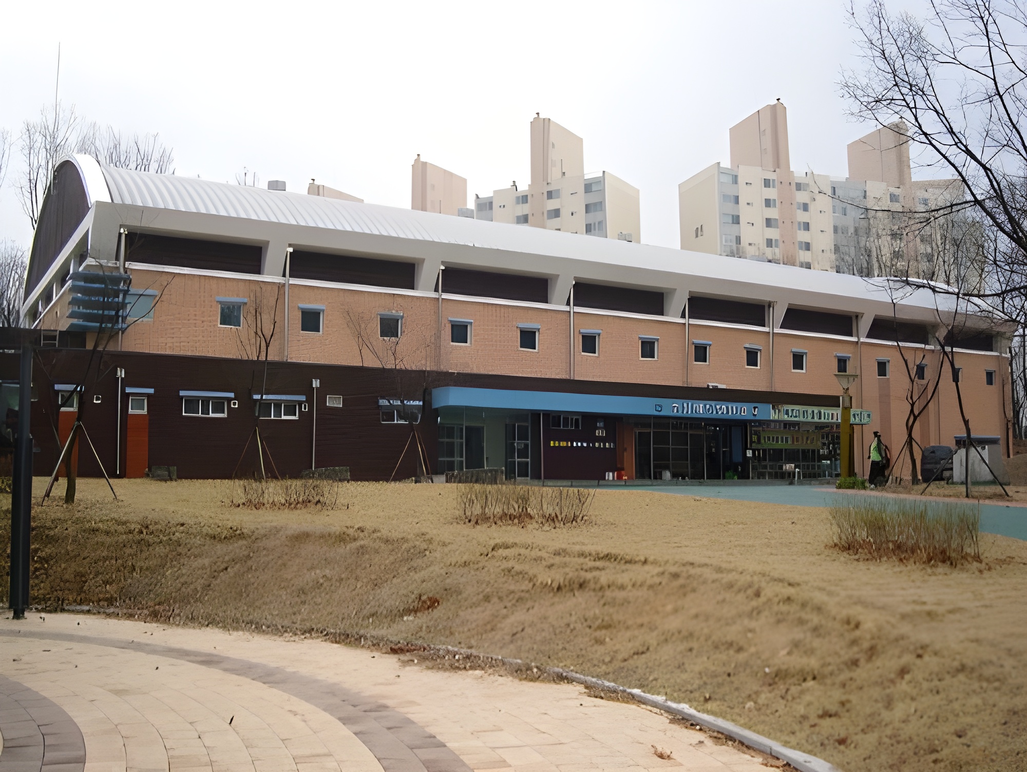 배드민턴장 전경사진